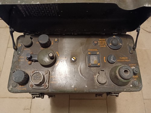 Radio militare wireless set