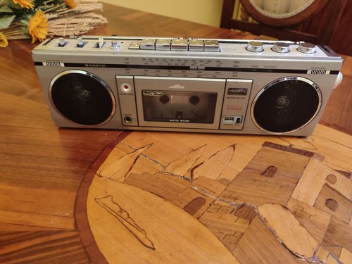 Sanyo m7700lg mini getto - ,