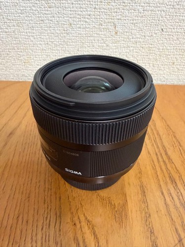 Sigma 30mm dc hsm - a,