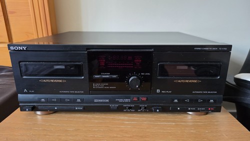 Sony v702 doppio compatto - doppio,