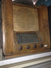  Radio d'epoca, MAGNADYNE  con mobile verticale in legno, non testato