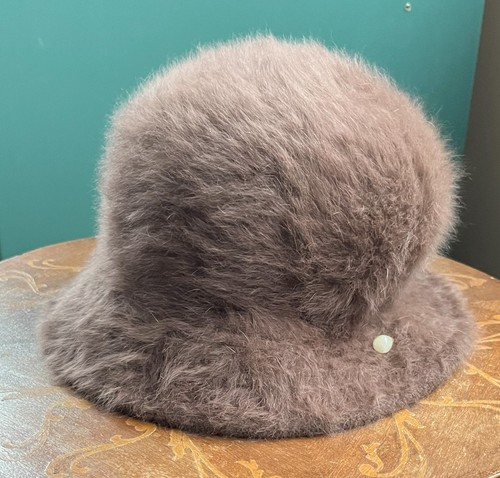 Cappello vintage con spillone - con,