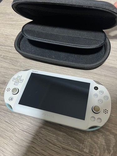 Sony vita pch 2000 - sony,