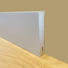 96ml di BATTISCOPA ZOCCOLINO SQUADRATO in FIBRA DI LEGNO COMPATTA 80X15 ARGENTO