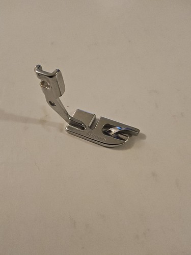 Piedino pressa orlo - , arrotolato