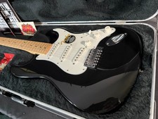 2000 Fender Standard Stratocaster - Black with Maple Neck - SKB Case