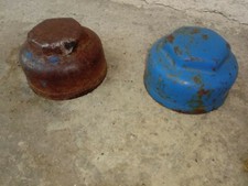 FORDSON Major CAST FRONT WHEEL HUB CAP