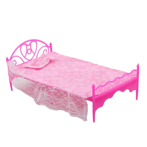 Letto per bambola alla moda