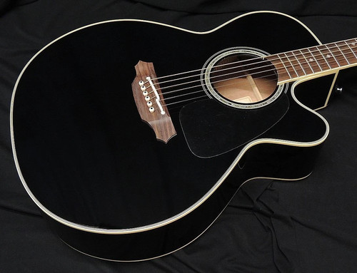 Chitarra acustica elettrica