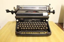 Macchina da Scrivere Serio Everest Modello S