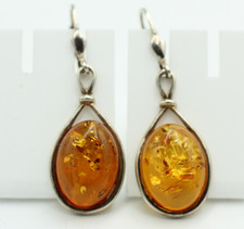 Eleganti Orecchini In Ambra