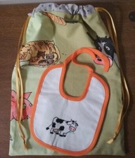 Set asilo:sacca per bambino fantasia animali fattoria e bavaglino punto croce