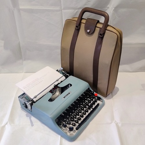 Macchina scrivere olivetti - da,
