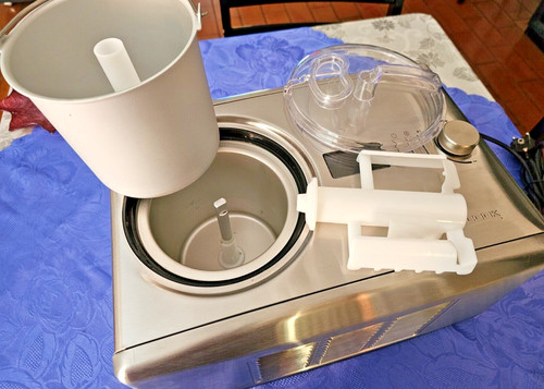 Gelatiera autorefrigerante