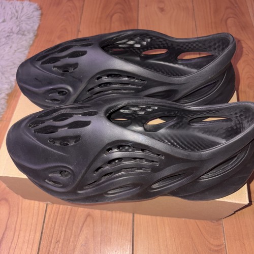 Yeezy foam runner onyx uomo - foam,