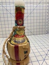 VINTAGE CHIANTI BRUNI BOTTLE