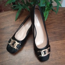 Scarpe donna ragazza chic nero tacco basso fregio dorato tg 37, 38, 39, 40, 41