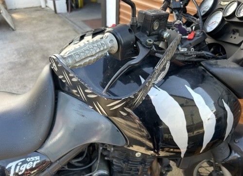Triumph tiger 955i maniglie - triumph,