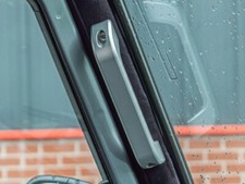 LAND ROVER DEFENDER MANIGLIA