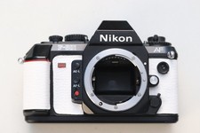 Nikon F-501 AF, rivestimento