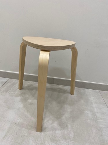 Sgabello legno - in,