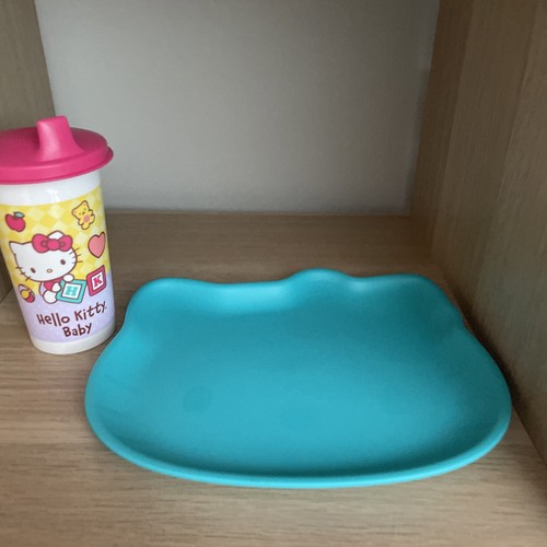 Tupperware hello kitty set - tupperware,