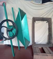 PIGIATRICE PER UVA manuale (non diraspatrice) usata in ottime condizioni