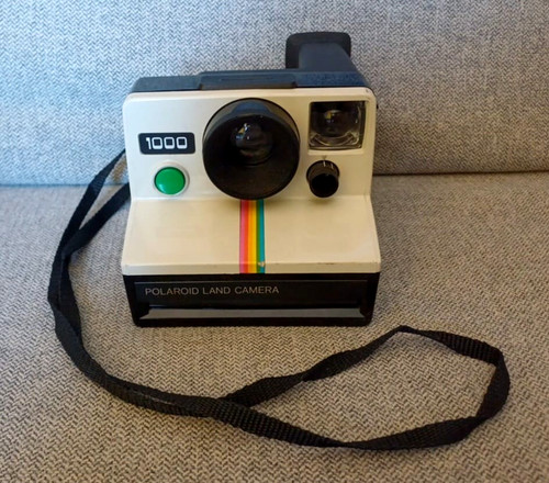 Polaroid 1000 land camera - polaroid,