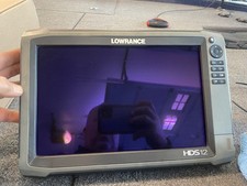 Lowrance HDS12 Gen3 con staffa