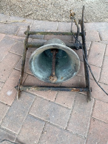 Antica grande campana