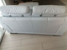 Divano pelle  -Chateau d'Ax - colore carta da zucchero - Due divani e un pouf