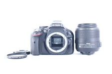 Nikon D5200 AF-S DX NIKKOR