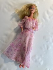 Bambola alla moda Barbie