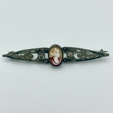 Spilla con cammeo e pietre Italia 1920 ca