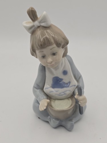 Lladro nao soup time - ,