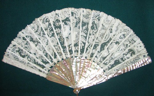 Antico ventaglio fatto mano - fatto, a