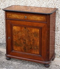 800- PICCOLO CREDENZINO IN