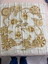 foulard hermes 100 % Seta