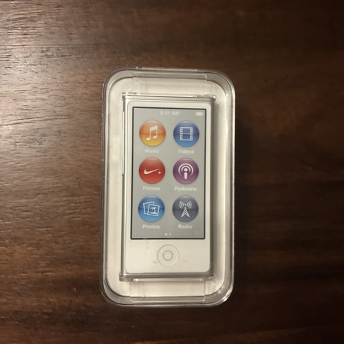 Ipod nano silver - ipod,