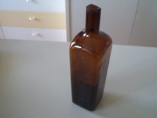 ANTICA BOTTIGLIA DI VETRO OLD JAMAICA RHUM RUM MARTINAZZI TORINO ANNI '40 DIFETT