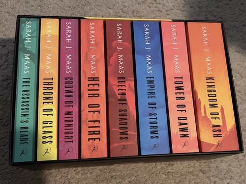 Throne glass complete - of,
