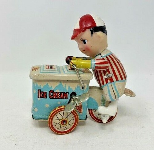 Triciclo giocattolo vintage