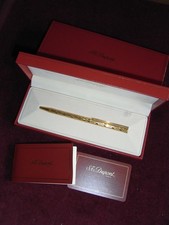 S.T. DUPONT PENNA A SFERA LAMINATA ORO REFIL FUNZIONANTE  PARI AL NUOVO