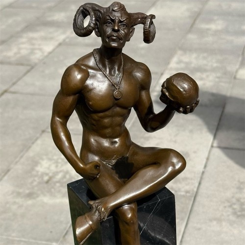 Statua bronzo satana - in,