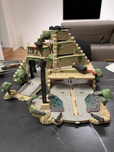 Star wars yavin - star, rebel