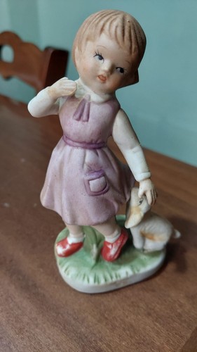 Bambina con cane statuetta - bambina,