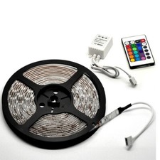 STRISCIA LED RGB MULTICOLOR ADESIVA IMPERMEABILE 5M LUCE EFFETTI SMD 5050 300LED