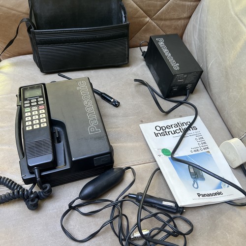 Cellulare caricabatterie e - cellulare,