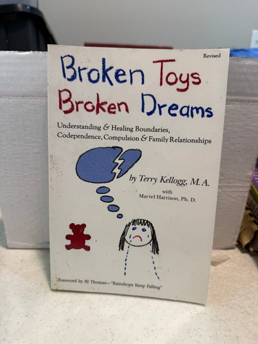 Broken toys dreams - toys,