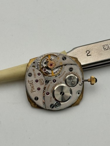 Piaget 9p1 movement movimento - piaget,